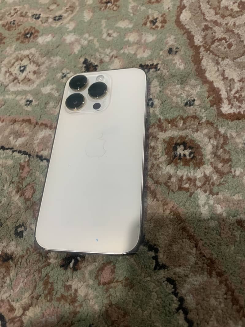 Apple iPhone 14 Pro 2
