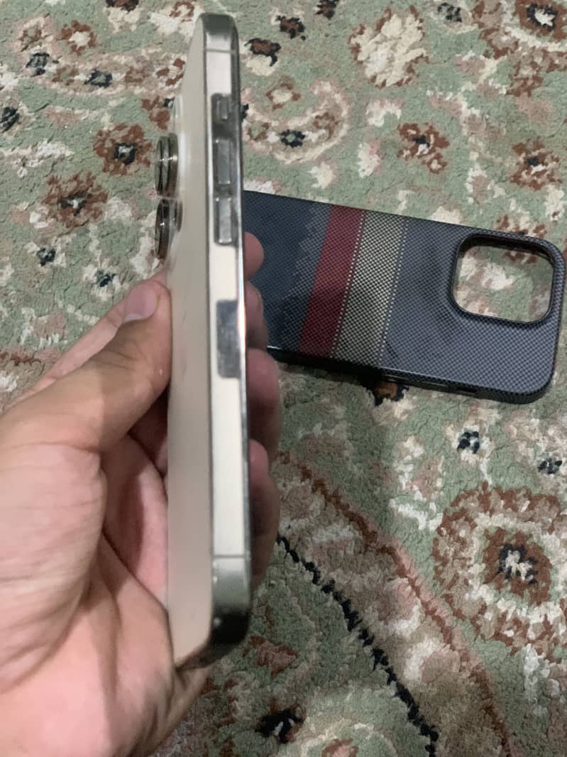 Apple iPhone 14 Pro 3