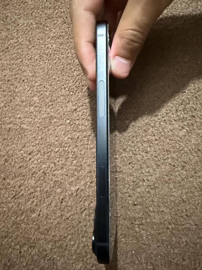 Apple iPhone 15 plus 3