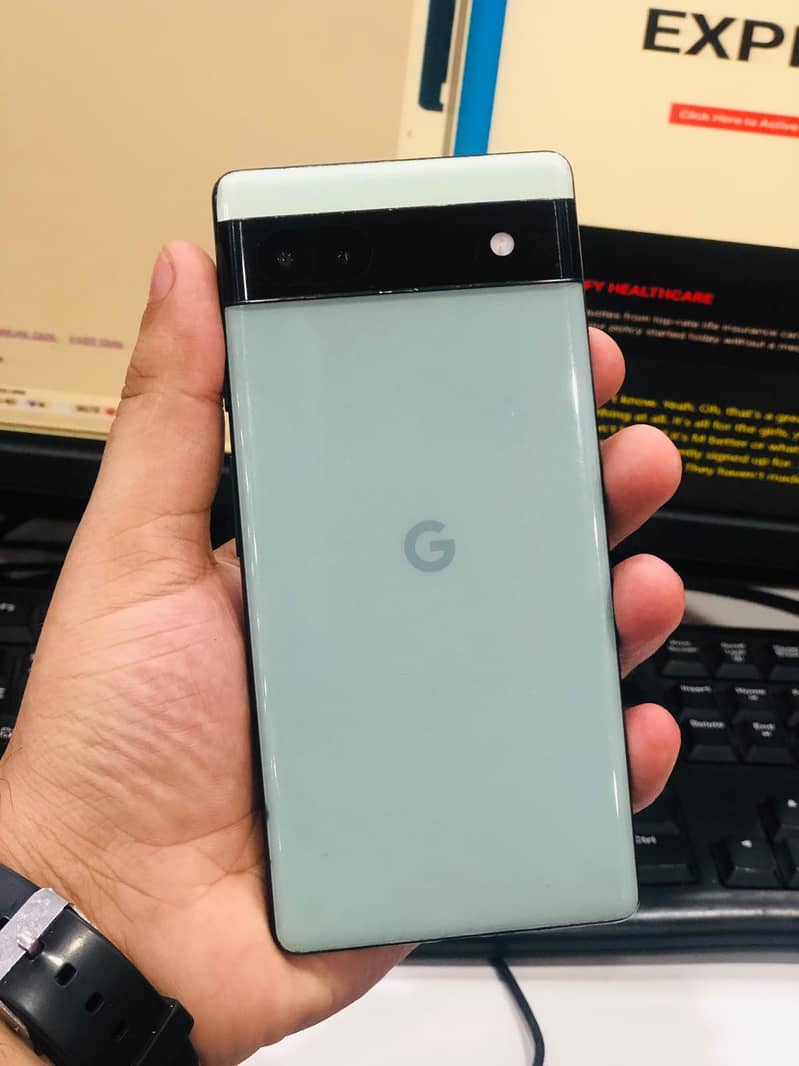 Google Pixel 6a 1