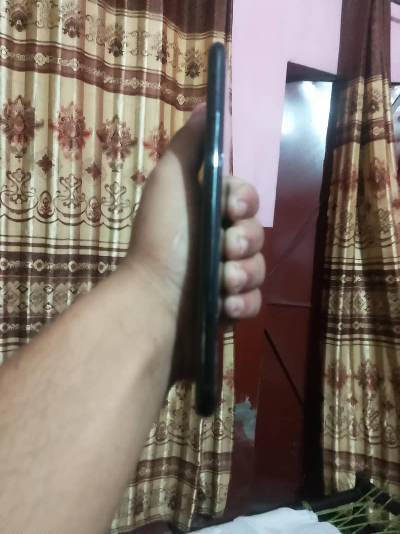 Apple iPhone 7 Plus 1