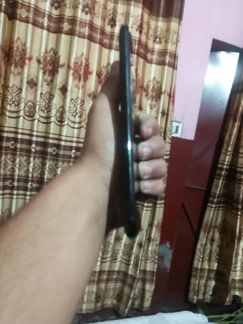 Apple iPhone 7 Plus 2