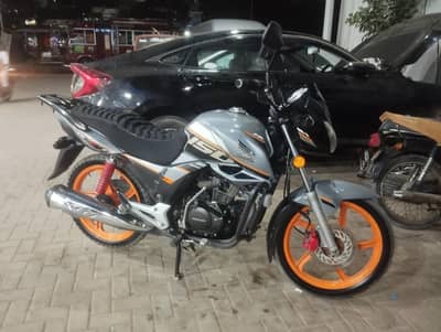 Honda cb 150f spacial edition