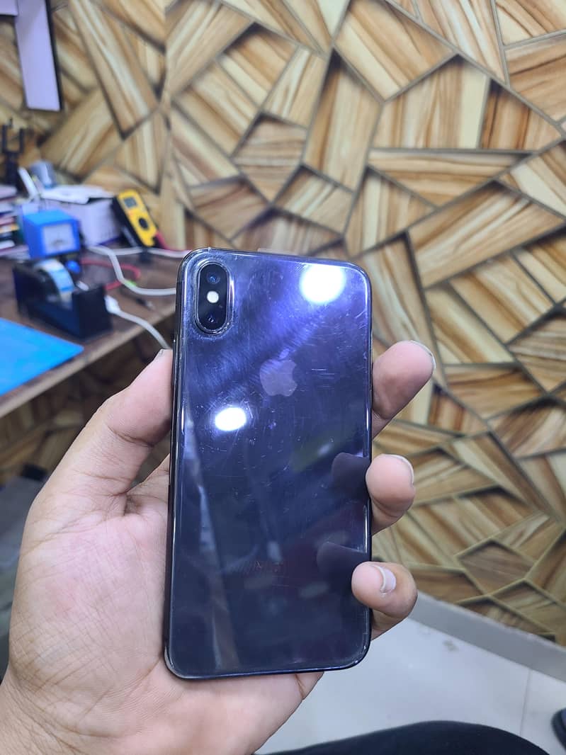 Apple iPhone X 6