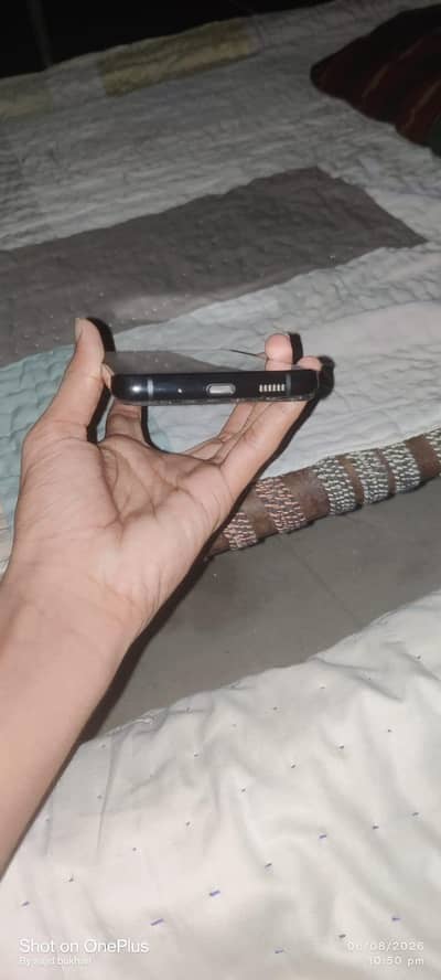 Low budget mobile Samsung s20 ultra 5g