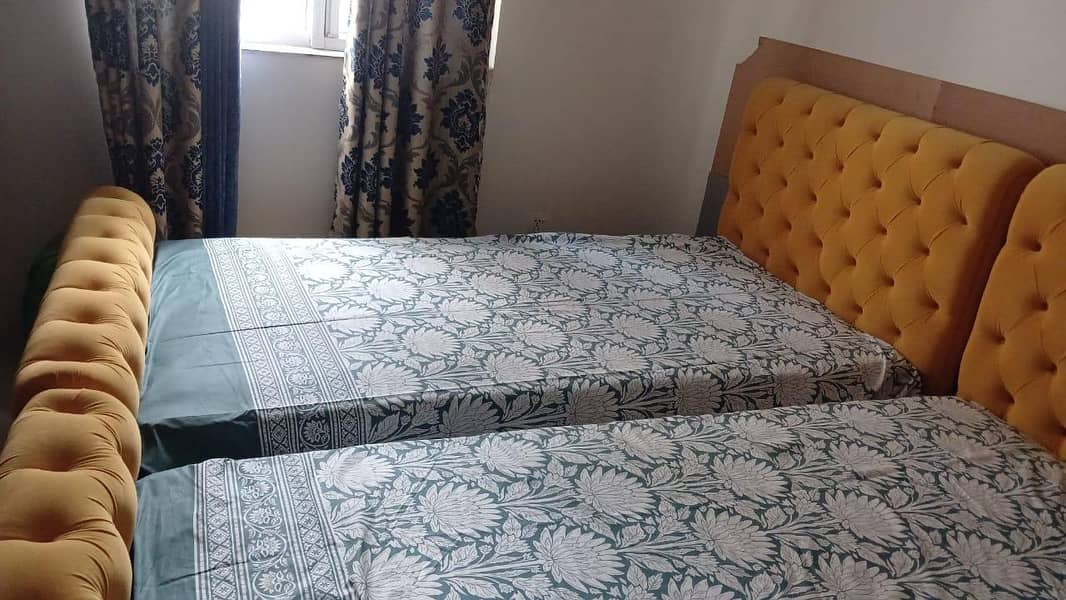 single beds 4