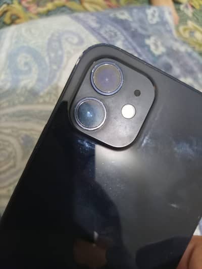 Apple iPhone 12