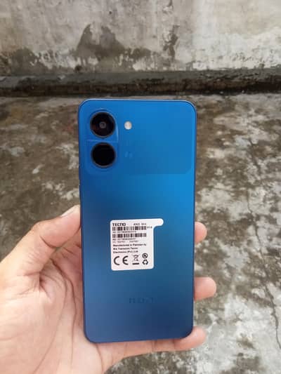 Tecno Spark 3/64gb 4+4ram