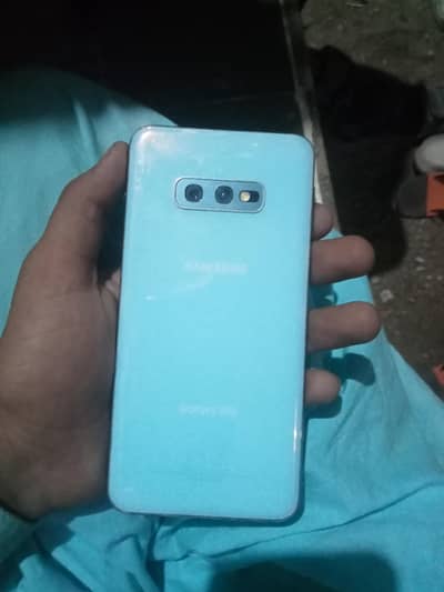 Samsung Mobile S10e
