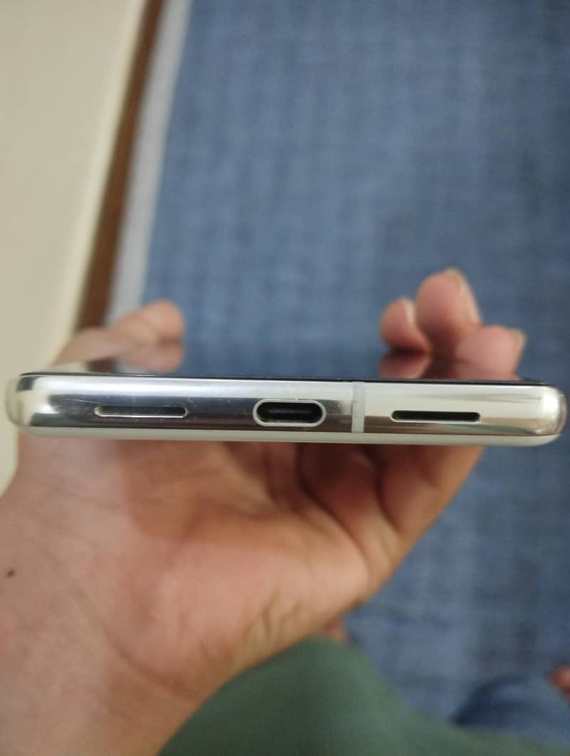 Google Pixel 7 Pro 4