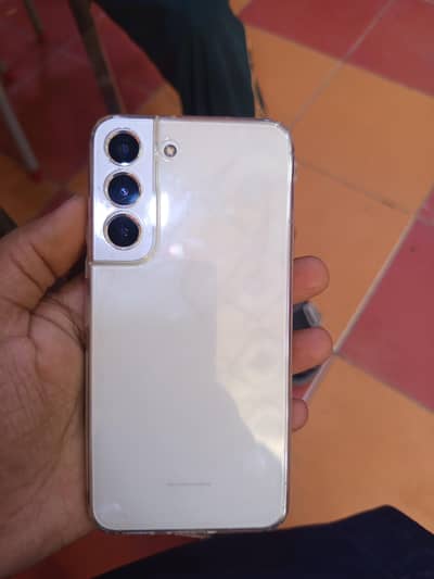 Samsung s22 8/128