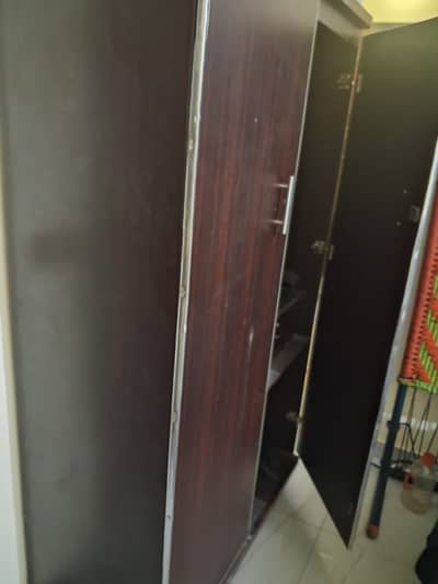 Large size double door almari