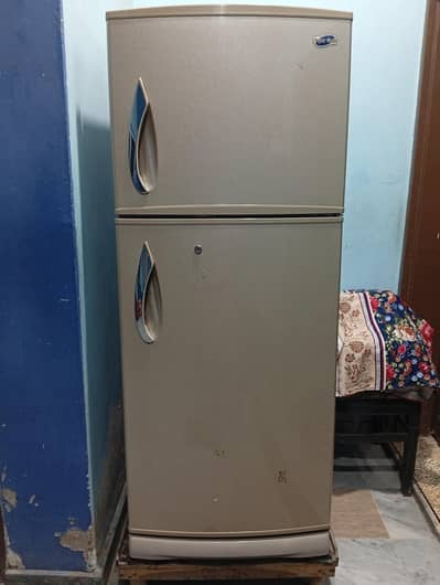 Super Gold Fridge, condition used,price negotiable