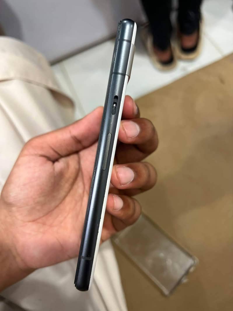 Google Pixel 7a 3
