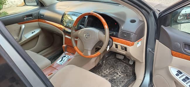 Toyota Premio 2005