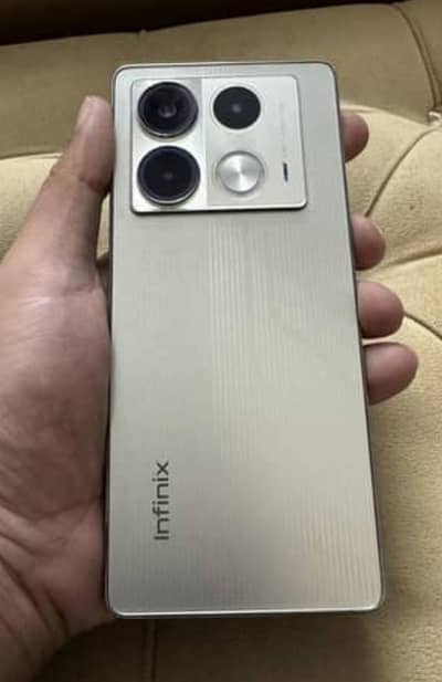 Infinix Note 40 racing edition 10/10 condition