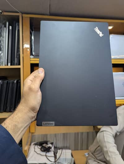 Lenovo X13 i7 11 Gen 16 gb ramm 256 gb nvme m2 Slim and smart