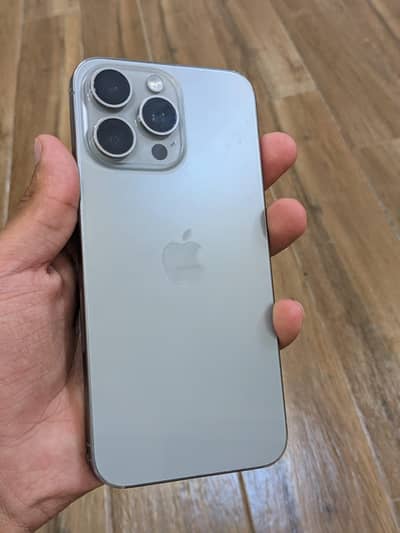 Apple iPhone 15 Pro Max