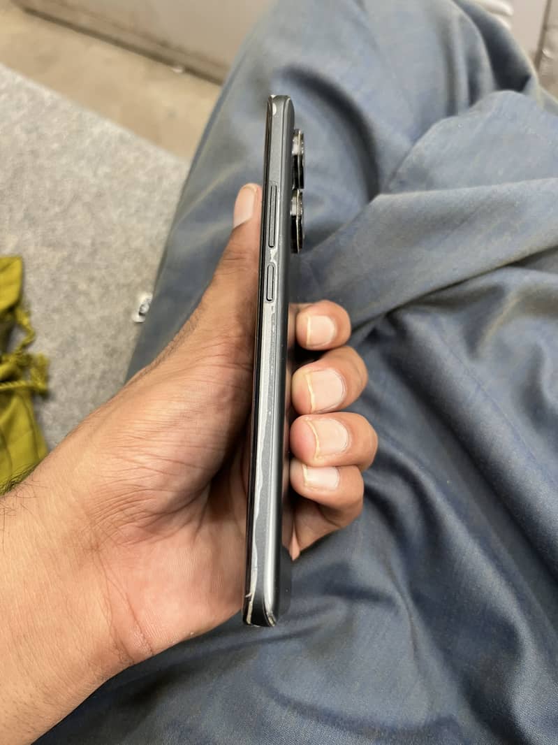13 pro plus 1