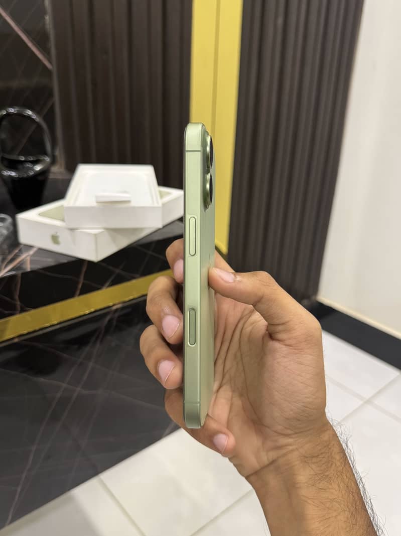 Apple iPhone 17 1