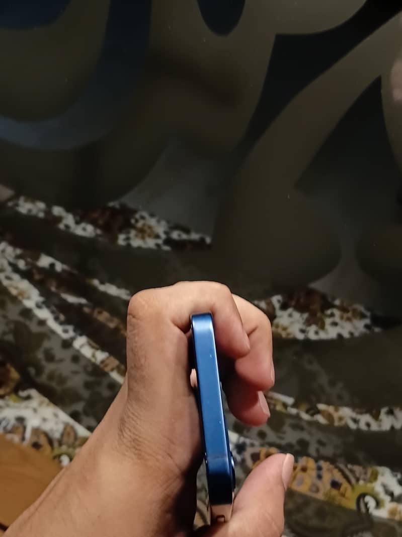 iPhone 12 mini 2