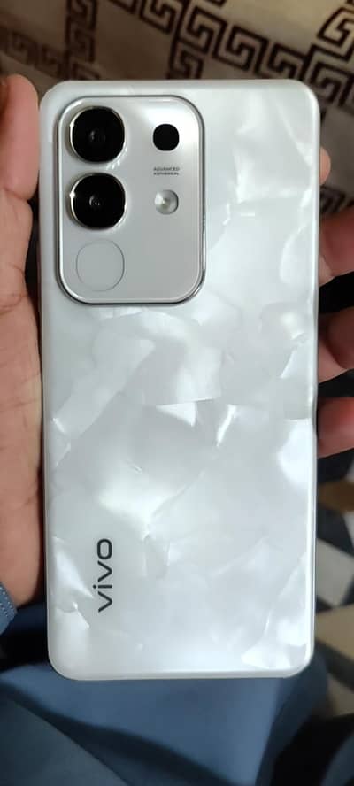 Vivo Y29