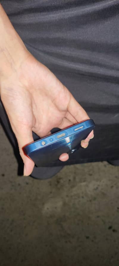 Samsung Mobile A06