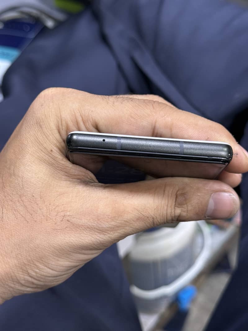 Google Pixel 6a 4