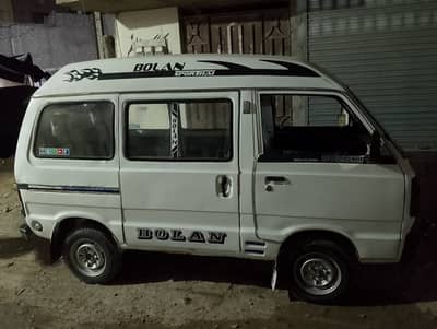 Pick and drop service available for Karachi Pakistan route akhta colo