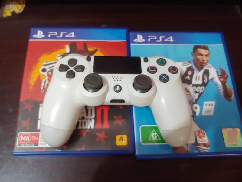 ps4 Red Dead Redemption 2 & ps4 controller 0