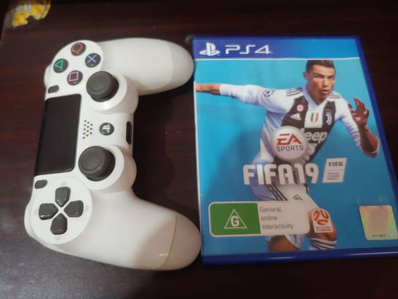 ps4 Red Dead Redemption 2 & ps4 controller 3