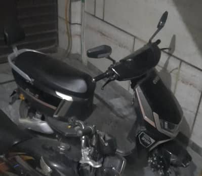 scooty