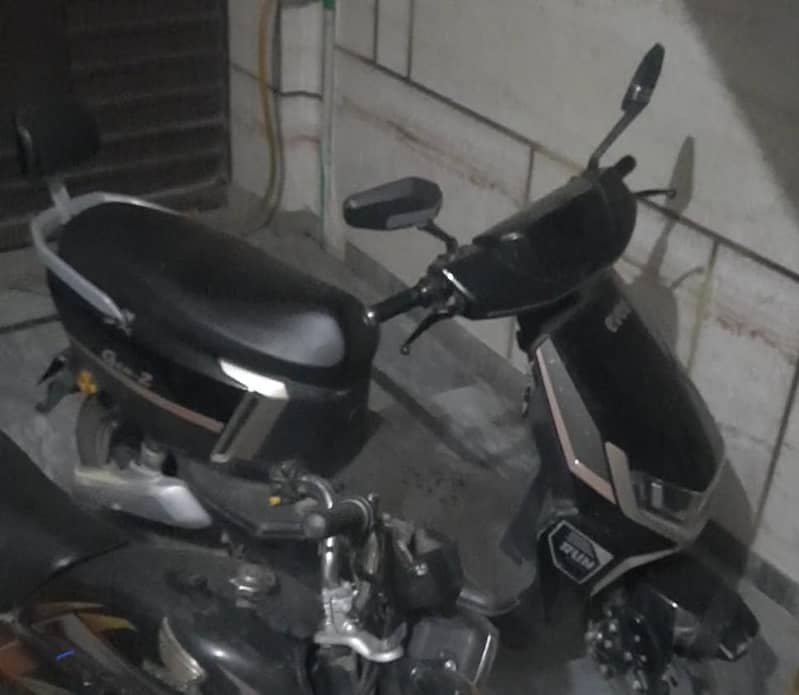 scooty 0