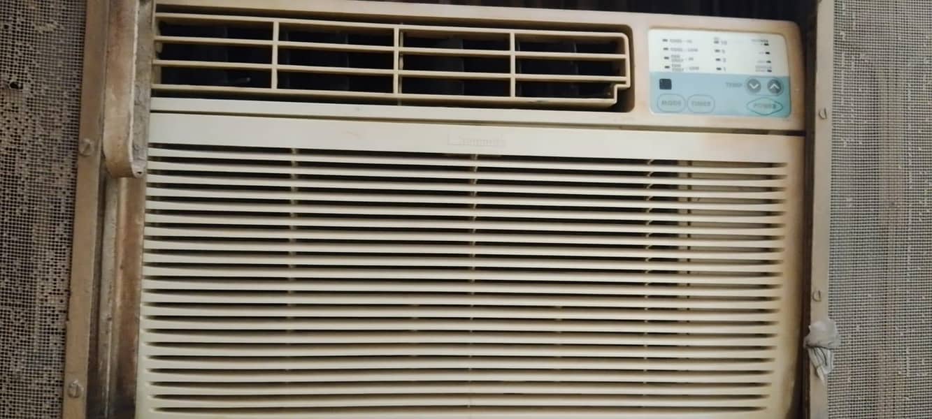 window ac 1