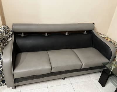Sofa set 7 seater with tables