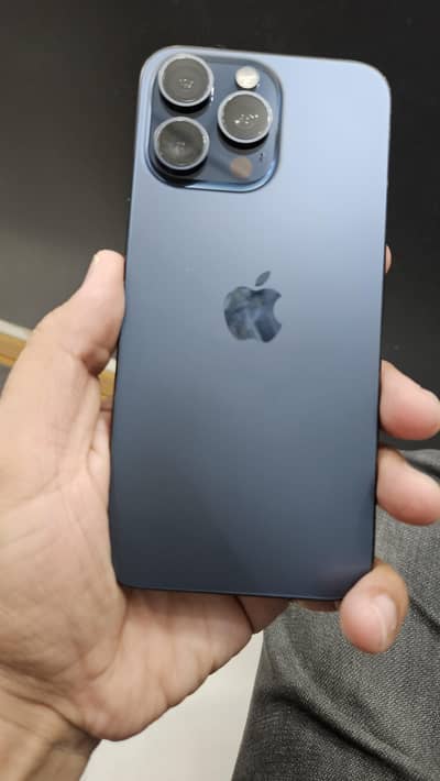 Apple iPhone 15 Pro Max