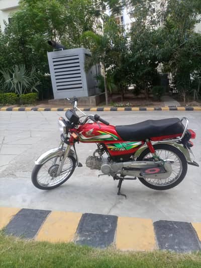 Excellent condition Homda CD70