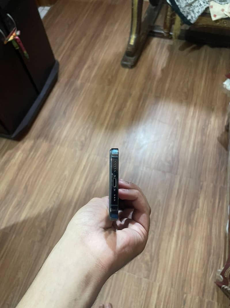 Iphone 12 pro 3