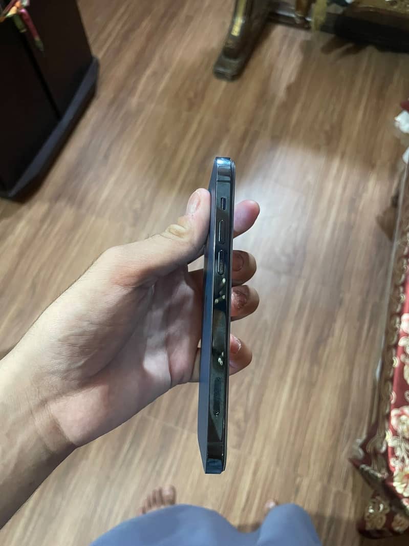 Iphone 12 pro 7