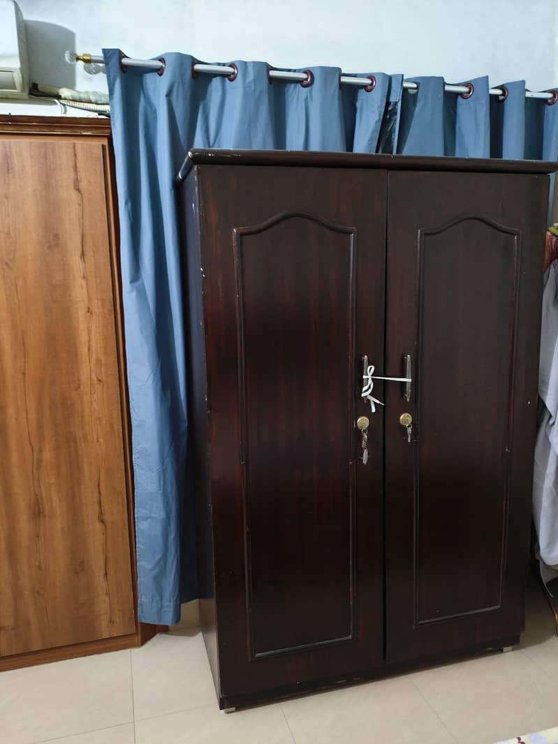 wardrobe 1