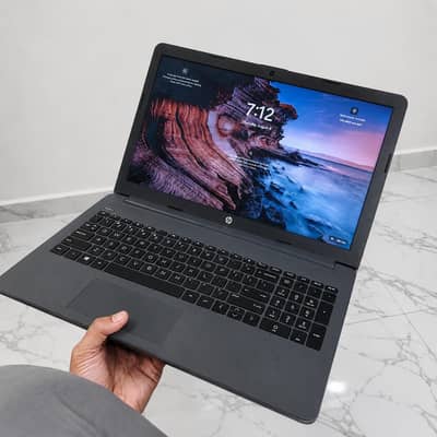 HP Laptop AMD 3020e – Excellent Condition | 8GB RAM | 256GB SSD