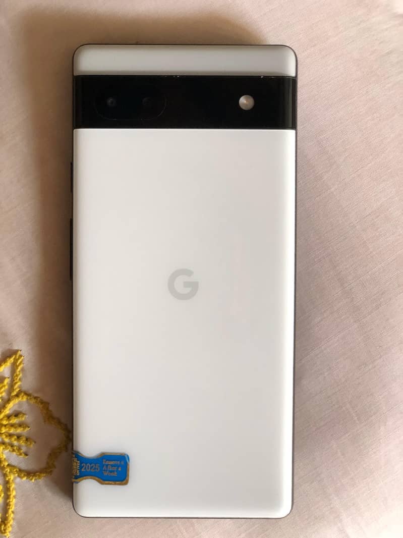 Google Pixel 6a 1