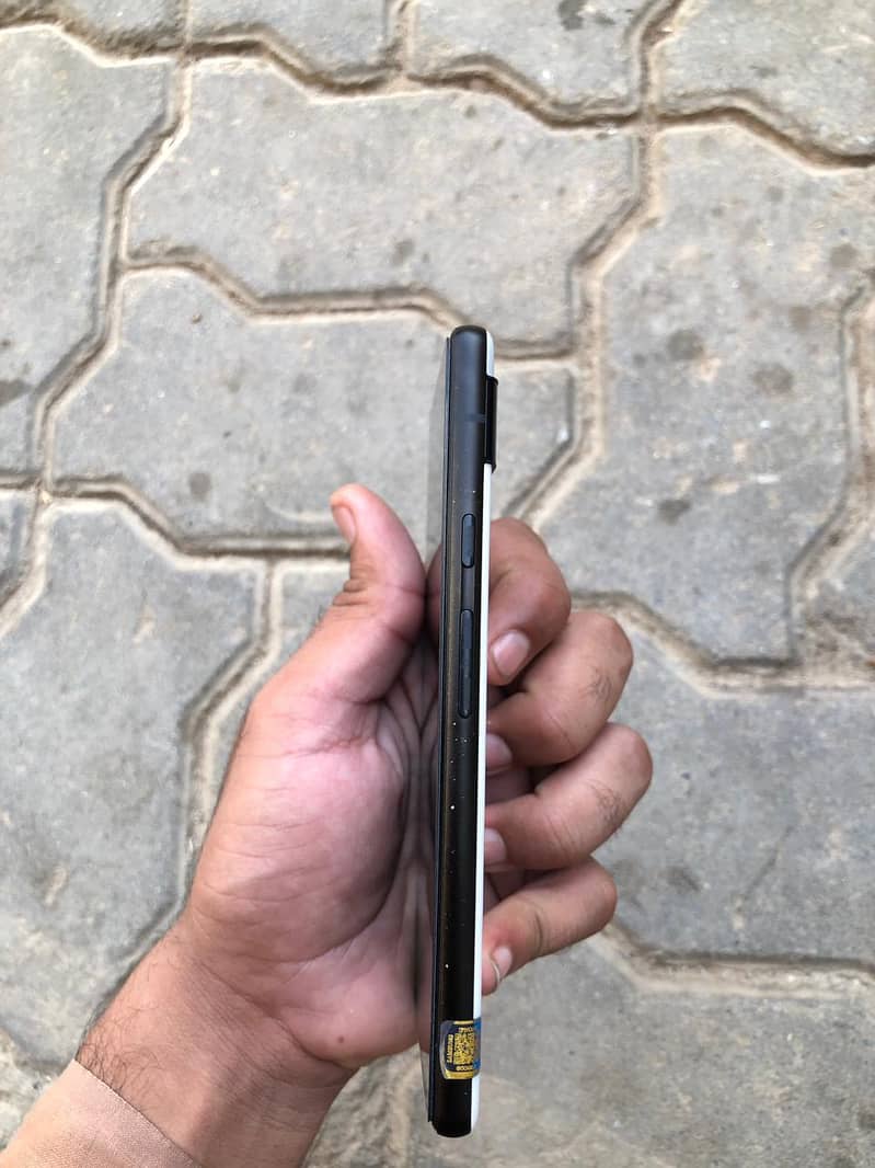 Google Pixel 6a 3