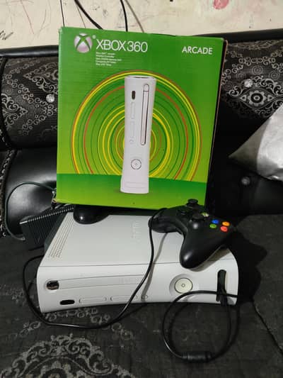 Xbox 360 Jasper 320gb with 100 games