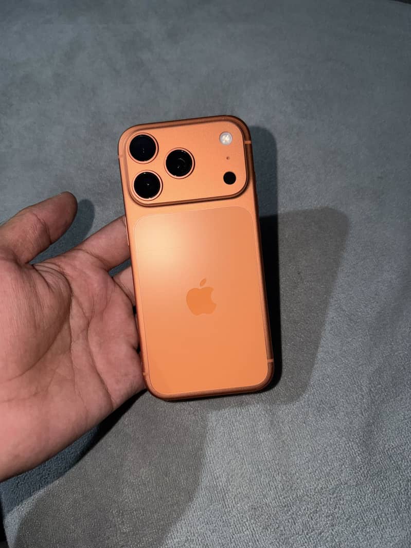 Apple iPhone 17 Pro 1