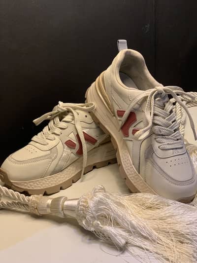 Casual Shoes TIKTOKER