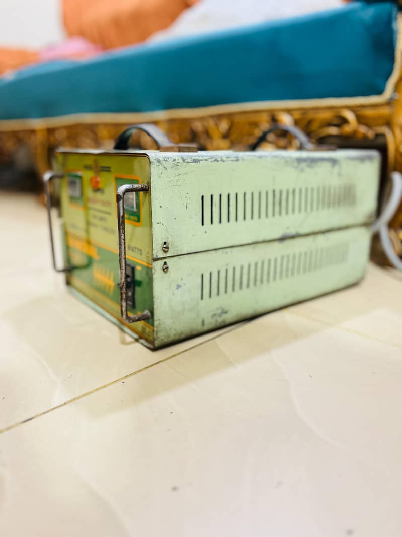 Automatic Voltage Stabilizer(7000 WATTS) 1