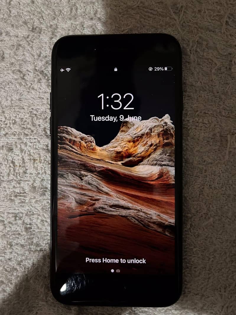 Apple iPhone 7 1