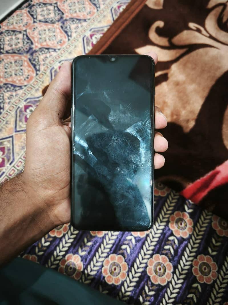 One Plus 6T 3
