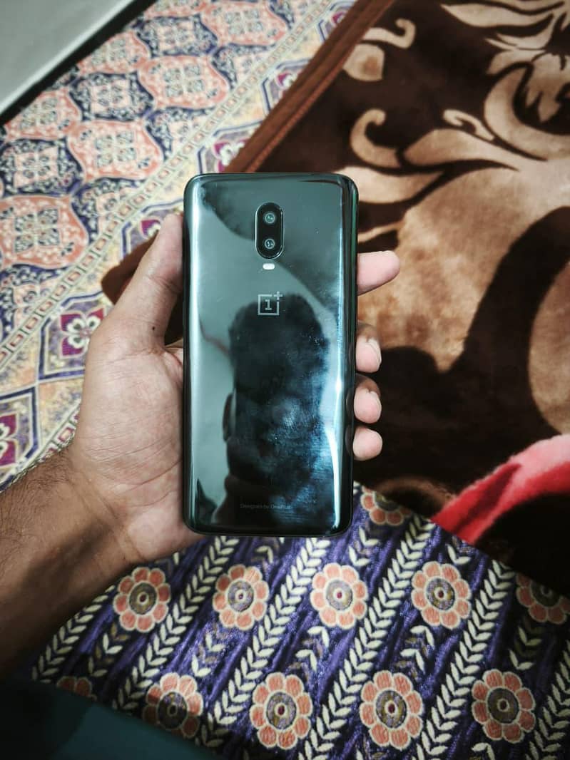 One Plus 6T 5